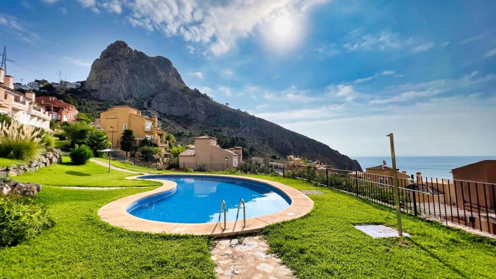 Agradable adosado con maravillosas vistas Calpe Exterior foto